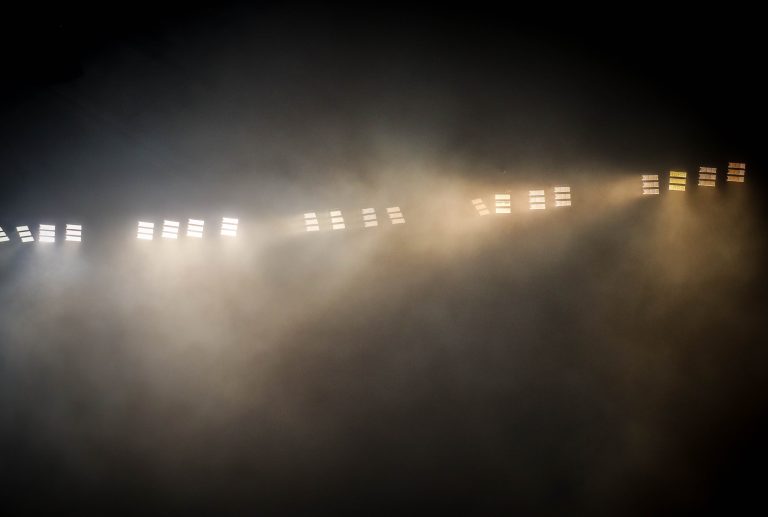 Ultras Lechia Gdansk tonen gruwelij spandoek tijden historisch weekend