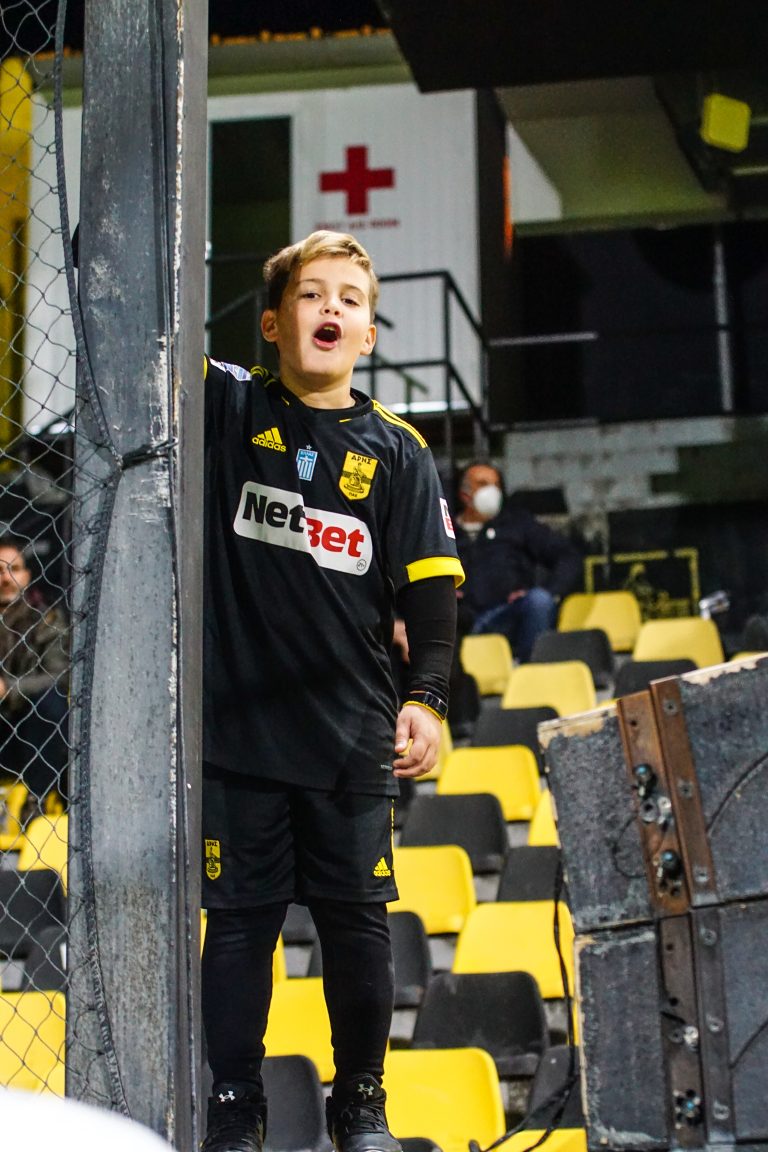 Aris FC 15