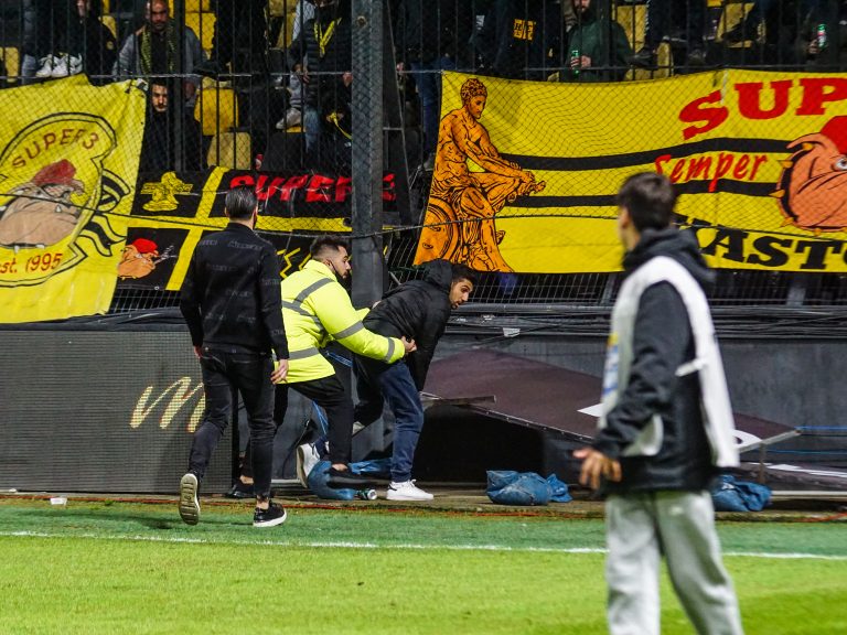 Aris FC 60