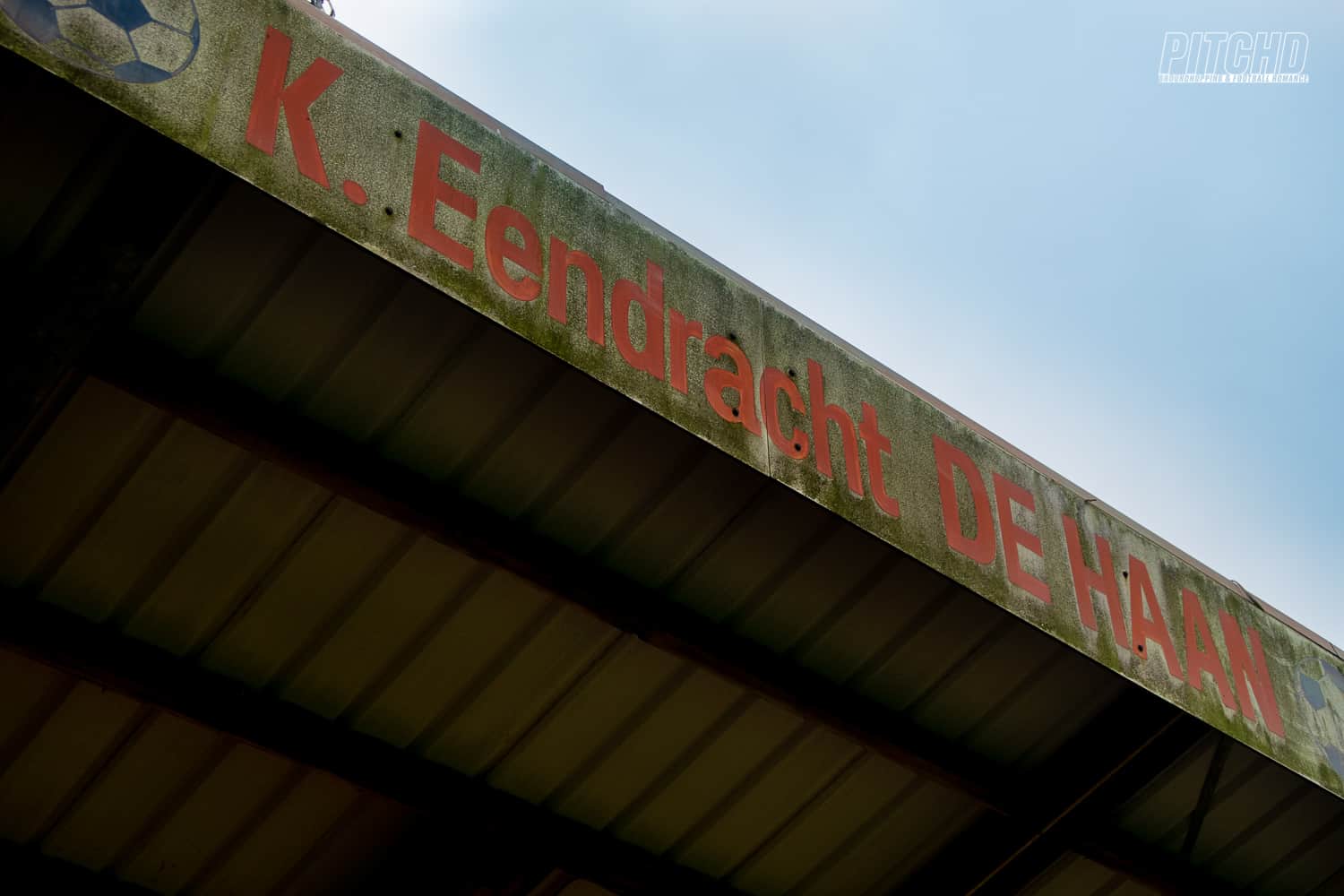 Pas na 42 jaar speelde Eendracht De Haan in eigen gemeente