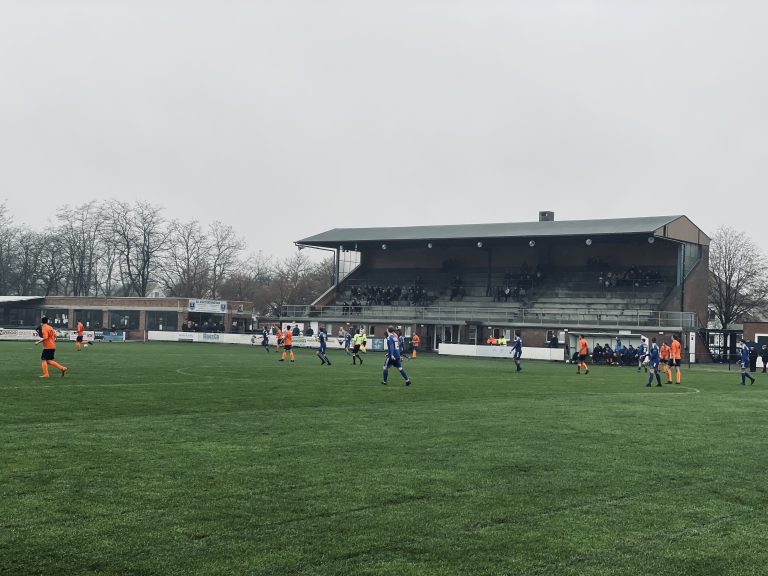 Winterse voetbalmiddag bij Lentezon