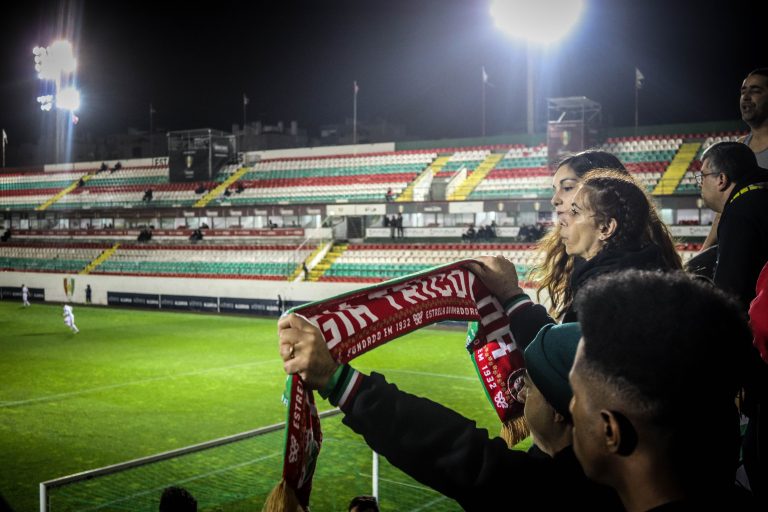 Magia Tricolor van Estrela de Amadora komt met hartverwarmende knuff