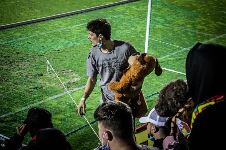 Magia Tricolor van Estrela de Amadora komt met hartverwarmende knuff