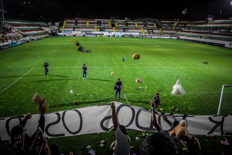 Magia Tricolor van Estrela de Amadora komt met hartverwarmende knuff