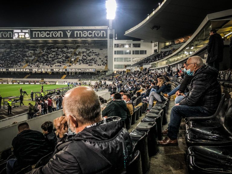 White Angels van Vitória SC laten zich niet tegenhouden door bizarre