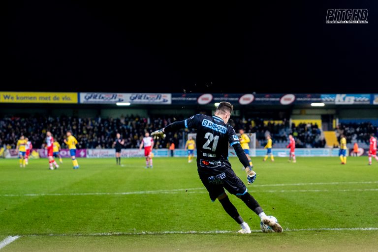 KVC Westerlo LR 7 van 29