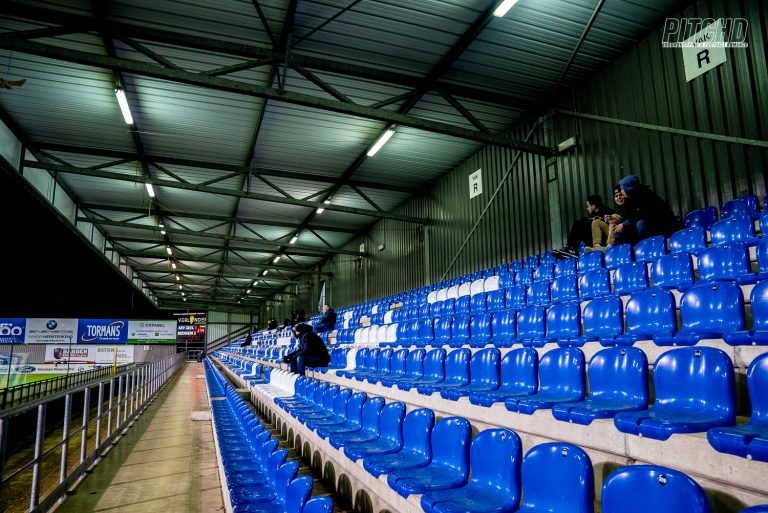 Geel LR 3 van 35
