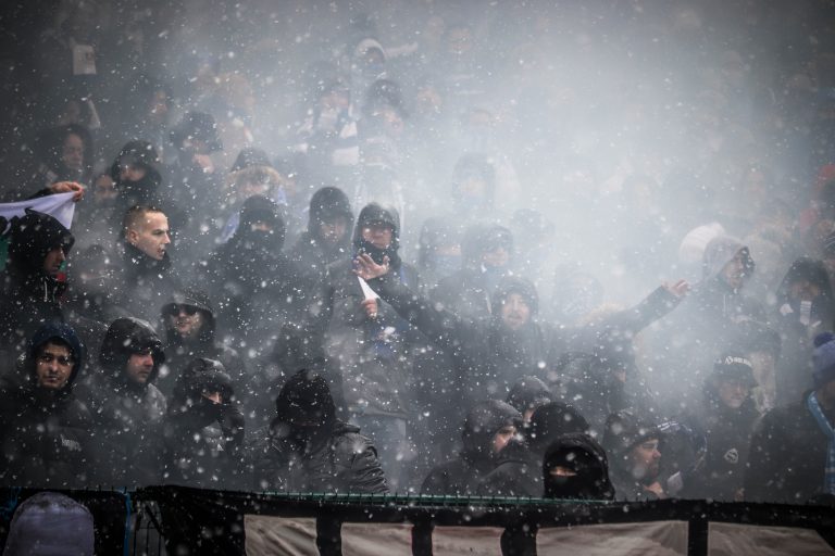 Unieke Sofiaderby: sneeuw, vechtvoetbal en geluidsgeweld
