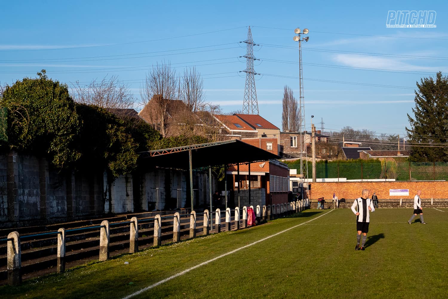 Absolute lower league charme daar in Montagnarde