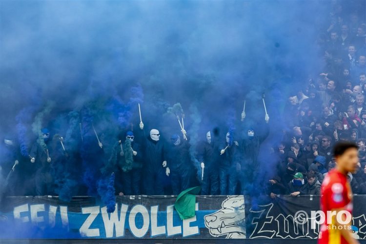 Pyroshow PEC Zwolle tegen Go Ahead Eagles