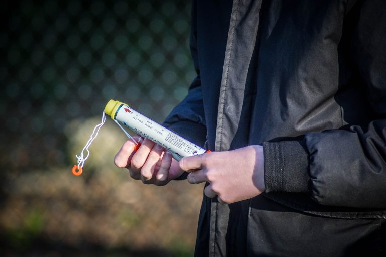 Ultras Eerbeek tegen Dieren Youth in doordeweekse derby