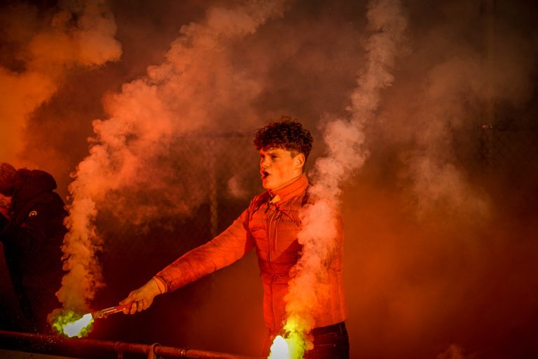 Ultras Eerbeek tegen Dieren Youth in doordeweekse derby