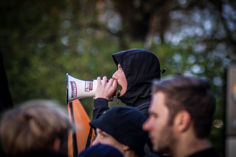 Ultras Eerbeek tegen Dieren Youth in doordeweekse derby
