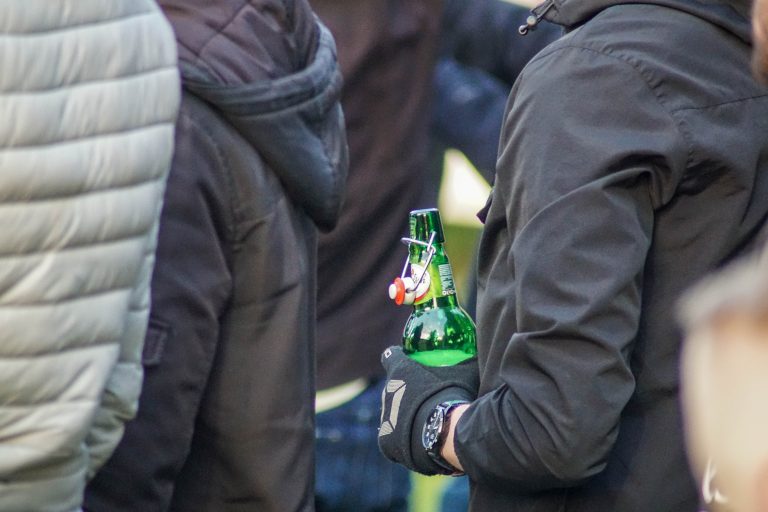 Ultras Eerbeek tegen Dieren Youth in doordeweekse derby