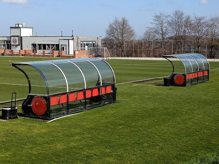 Terug naar Sheffield, verslag van een voetbalreis.