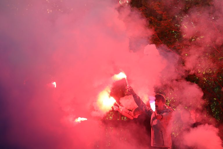 Ultras Eerbeek tegen Dieren Youth in doordeweekse derby
