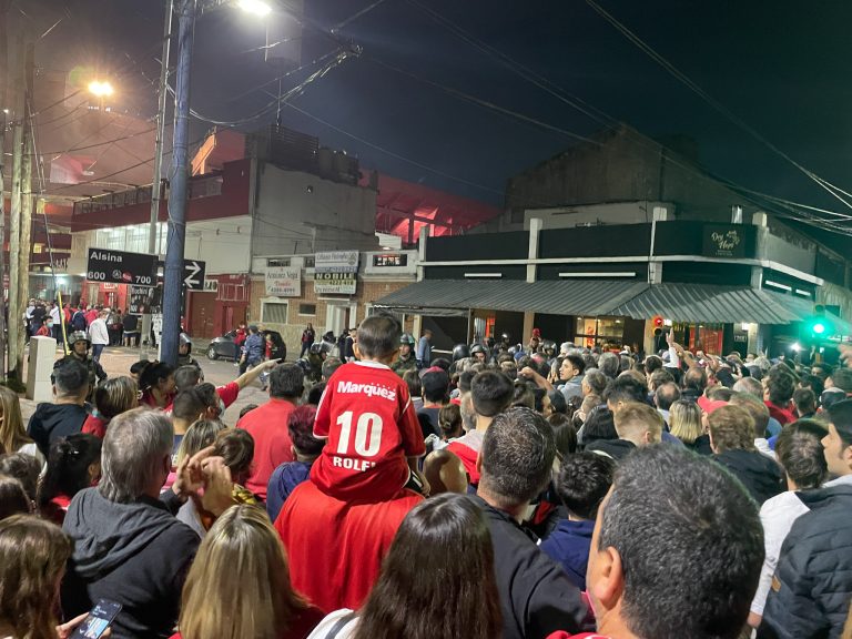 Argentinië special: bloedzuigers Racing pakken Clásico de Avellaneda