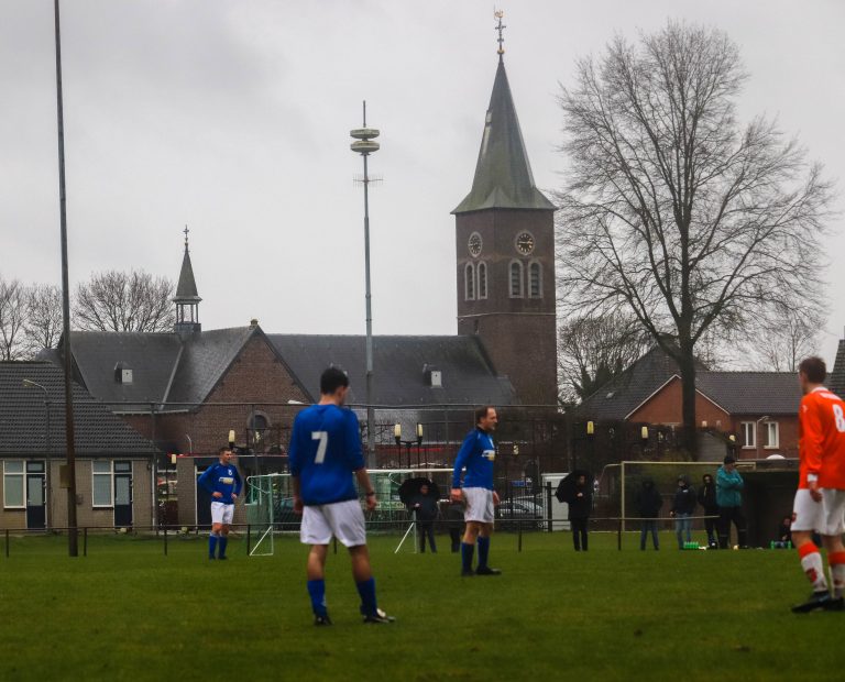 De charme van het dorpsvoetbal bij RKTVV Crescentia