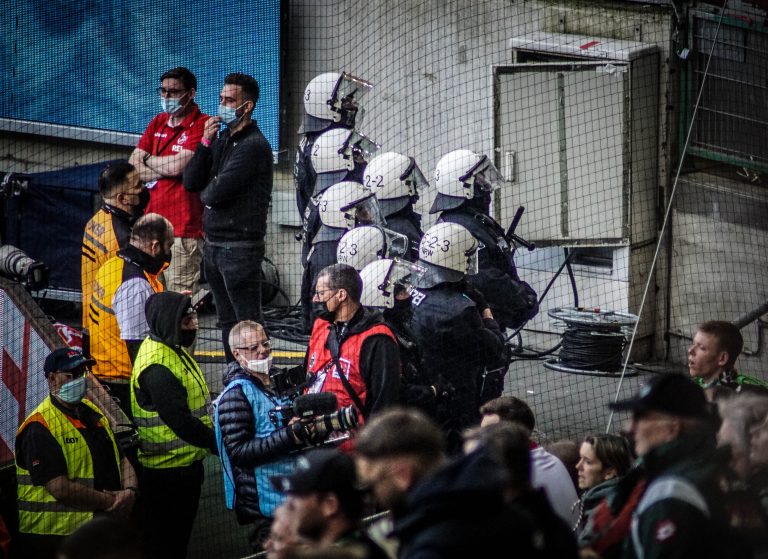 FC Köln de baas in de Rheinland derby