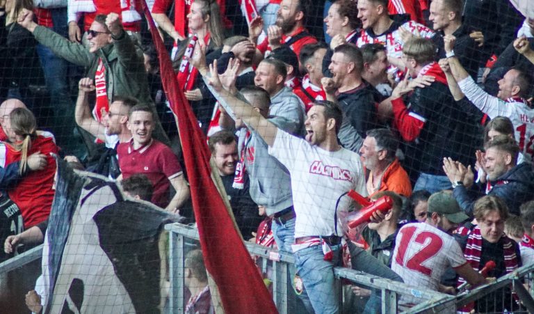 FC Köln de baas in de Rheinland derby