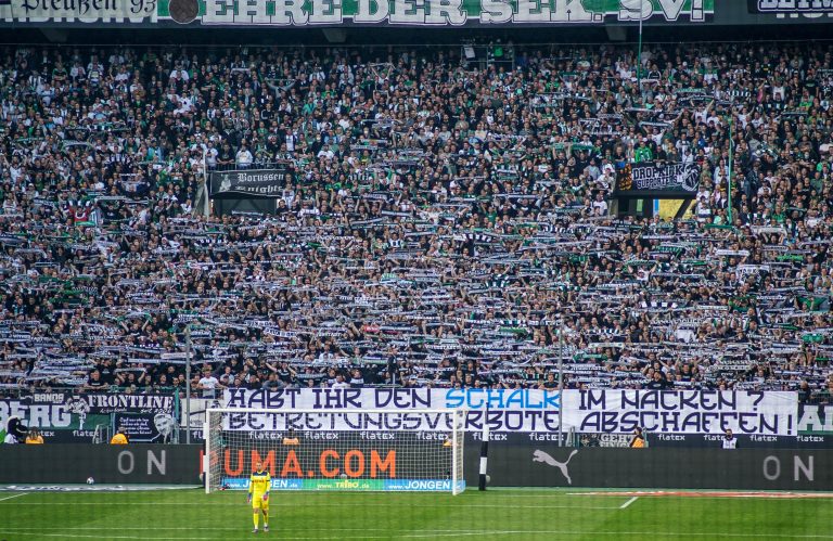 FC Köln de baas in de Rheinland derby
