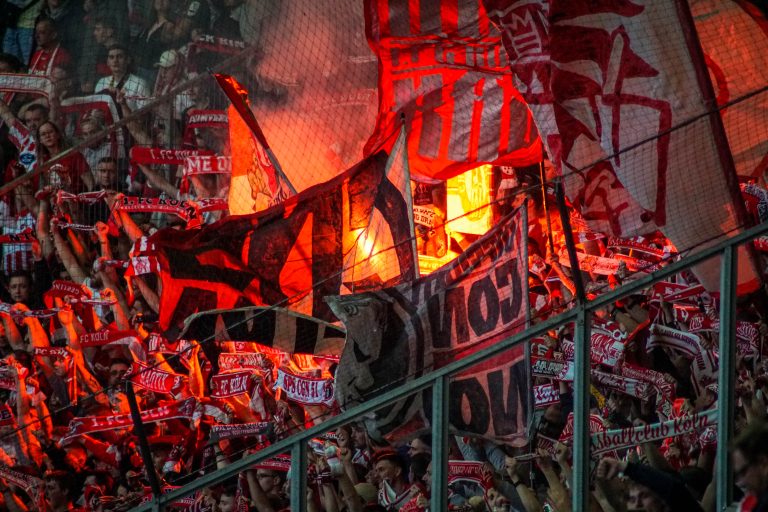 FC Köln de baas in de Rheinland derby