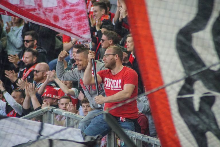 FC Köln de baas in de Rheinland derby