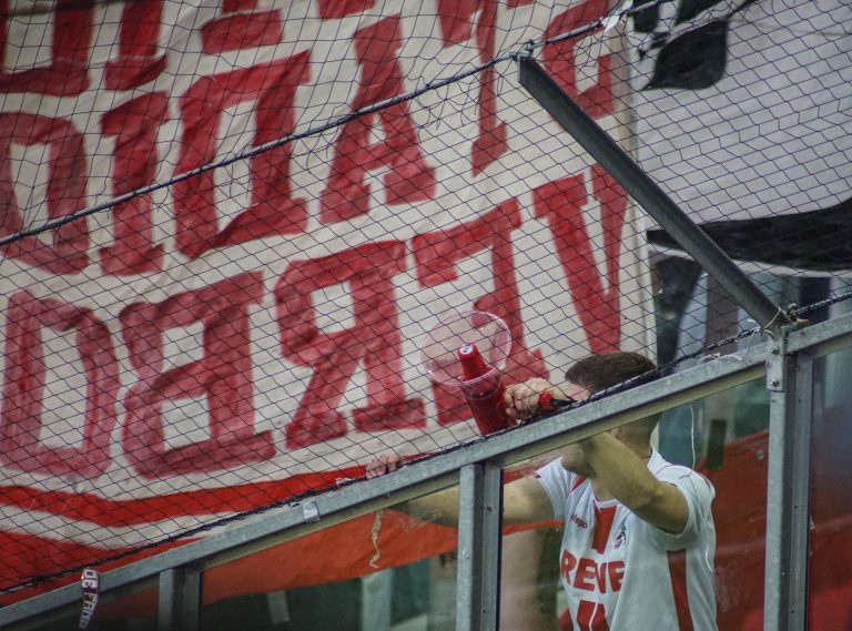 FC Köln de baas in de Rheinland derby