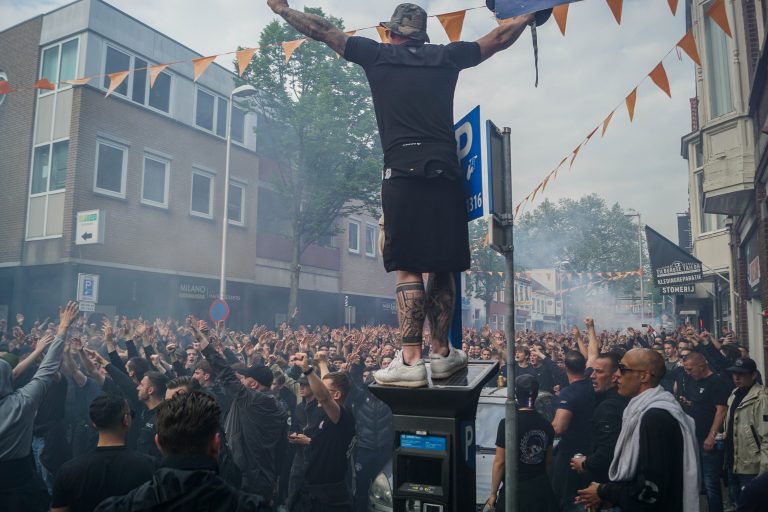 Magistrale spandoeken Tilburg Tifosi zetten toon voor heerlijke avond