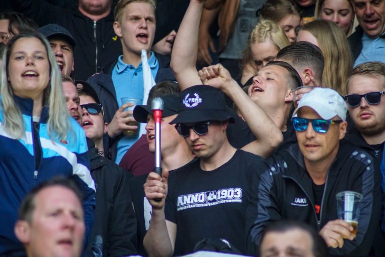 Magistrale spandoeken Tilburg Tifosi zetten toon voor heerlijke avond