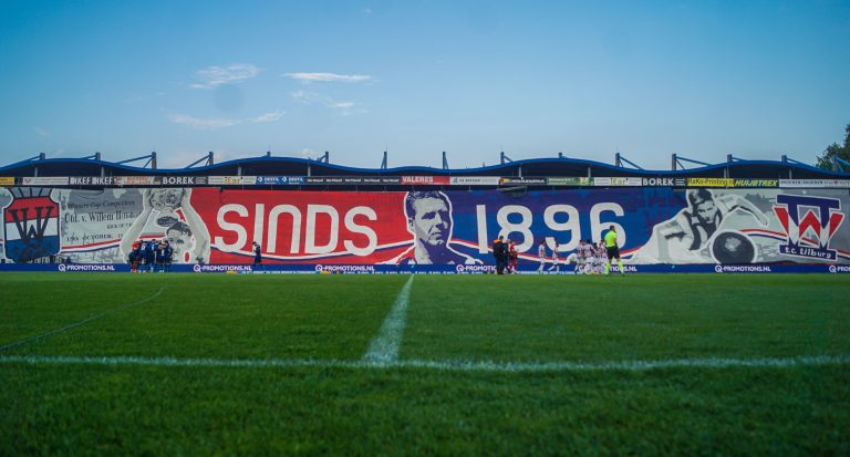 Magistrale spandoeken Tilburg Tifosi zetten toon voor heerlijke avond