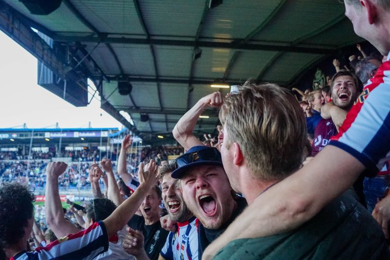Magistrale spandoeken Tilburg Tifosi zetten toon voor heerlijke avond