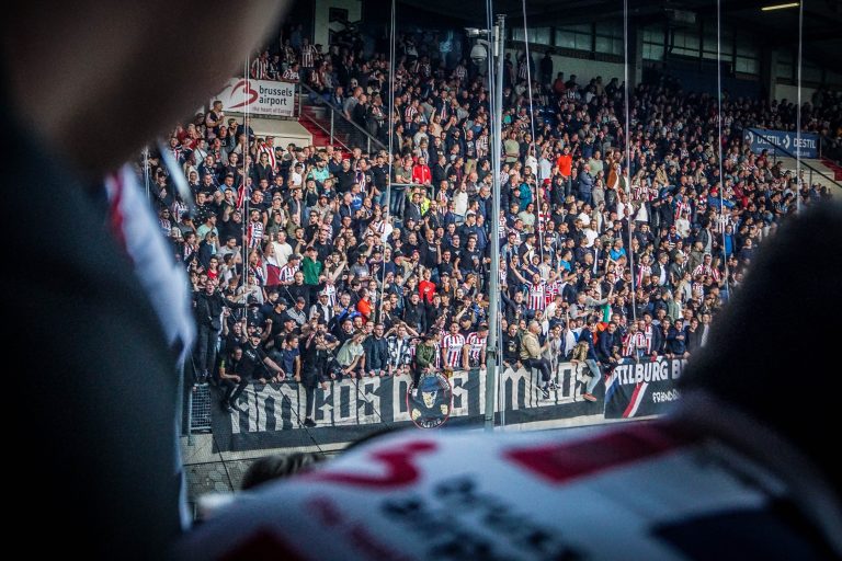 Magistrale spandoeken Tilburg Tifosi zetten toon voor heerlijke avond