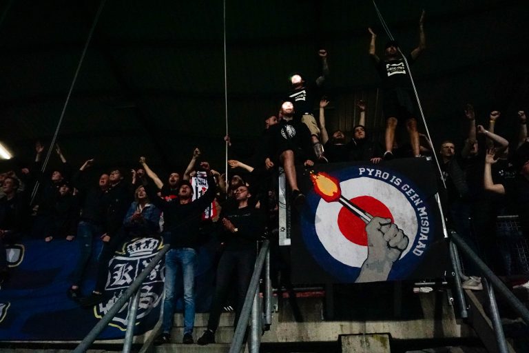 Magistrale spandoeken Tilburg Tifosi zetten toon voor heerlijke avond