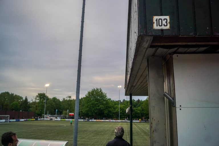 VV Dieren schakelt JVC Cuijk uit voor titelstrijd in goedbezoch topper