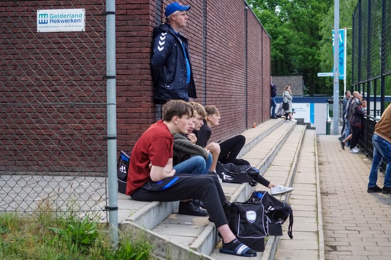 VV Dieren schakelt JVC Cuijk uit voor titelstrijd in goedbezoch topper