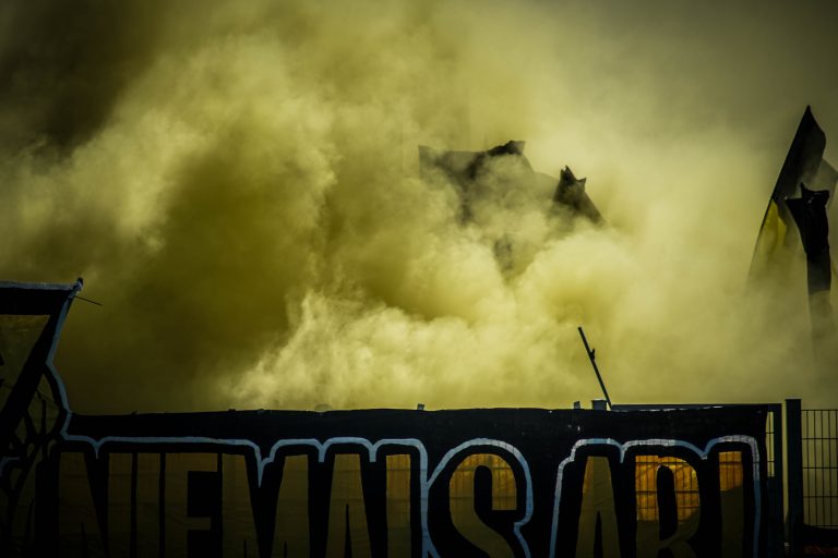 Ultras Alemannia Aachen nemen dorpj Straelen over bij degradatiekraker