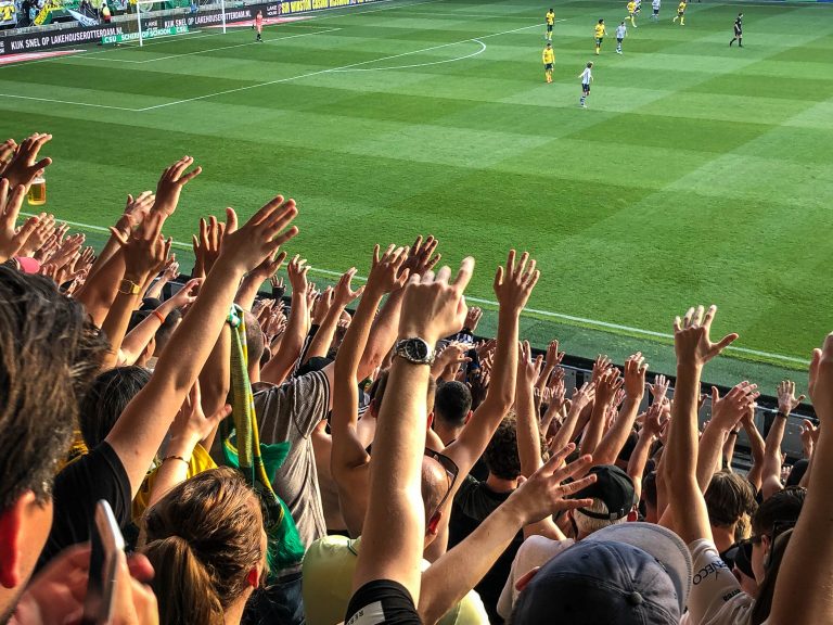Sfeervolle avond op Midden-Noord laat ADO dromen van promotie