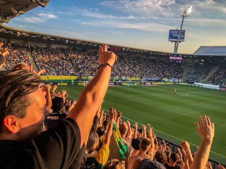 Sfeervolle avond op Midden-Noord laat ADO dromen van promotie