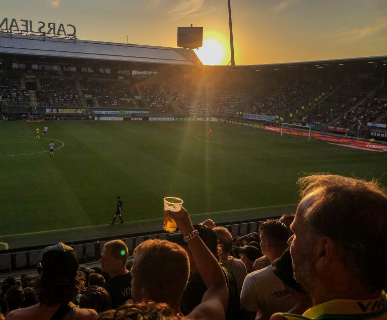 Sfeervolle avond op Midden-Noord laat ADO dromen van promotie