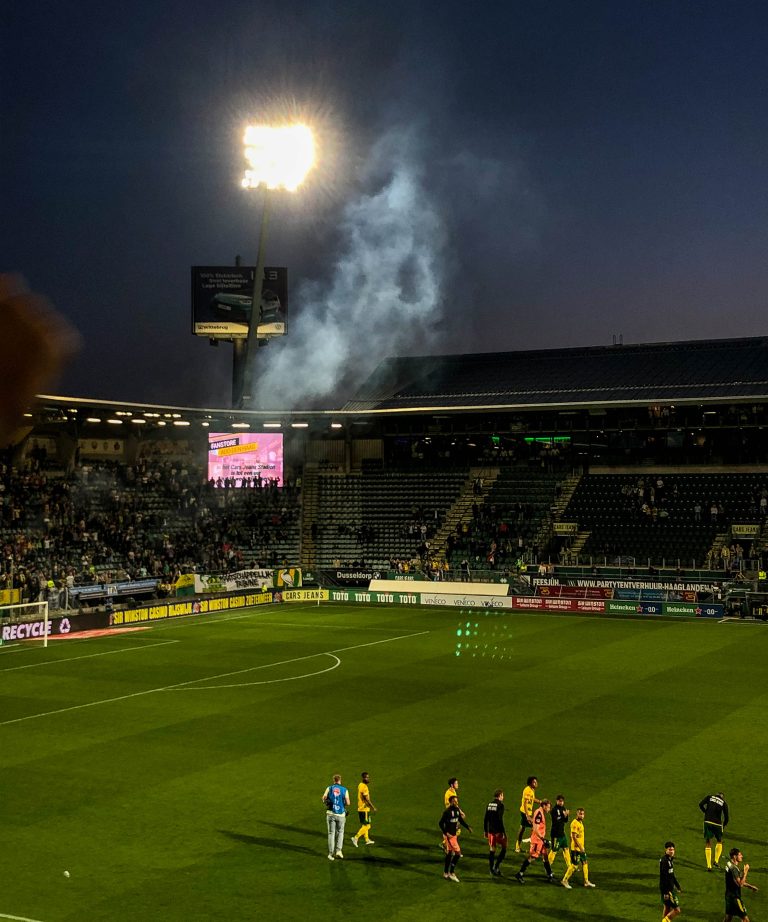 Sfeervolle avond op Midden-Noord laat ADO dromen van promotie