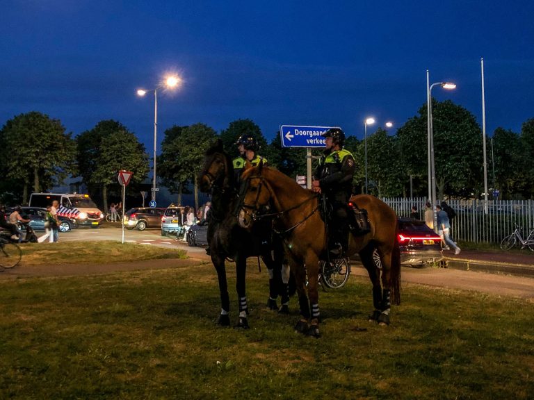 Sfeervolle avond op Midden-Noord laat ADO dromen van promotie