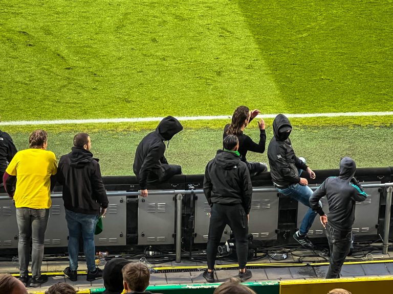 Eredivisiedroom ADO Den Haag spat uiteen na chaotische avond