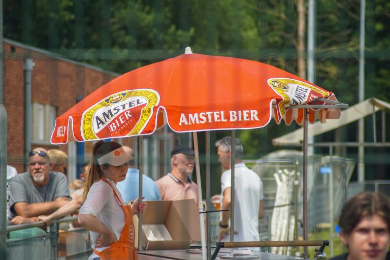 SDV Barneveld plaatst zich op bloedhete middag voor promotiefinale