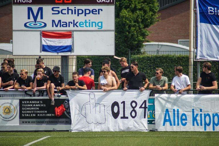 SDV Barneveld plaatst zich op bloedhete middag voor promotiefinale