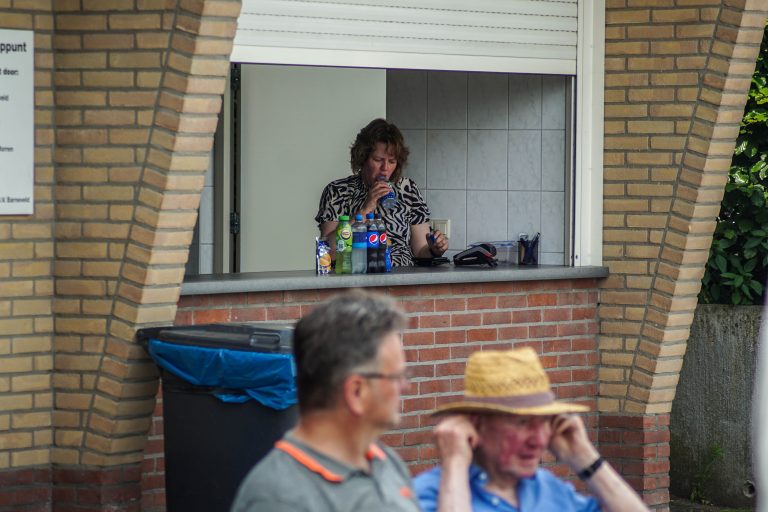 SDV Barneveld plaatst zich op bloedhete middag voor promotiefinale