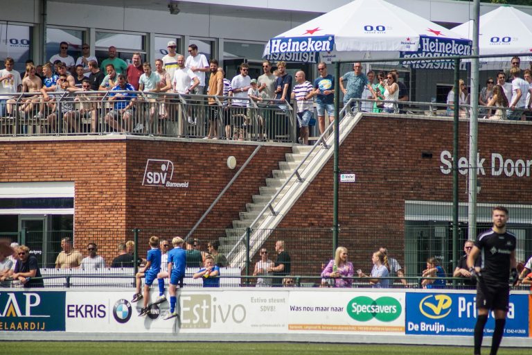 SDV Barneveld plaatst zich op bloedhete middag voor promotiefinale