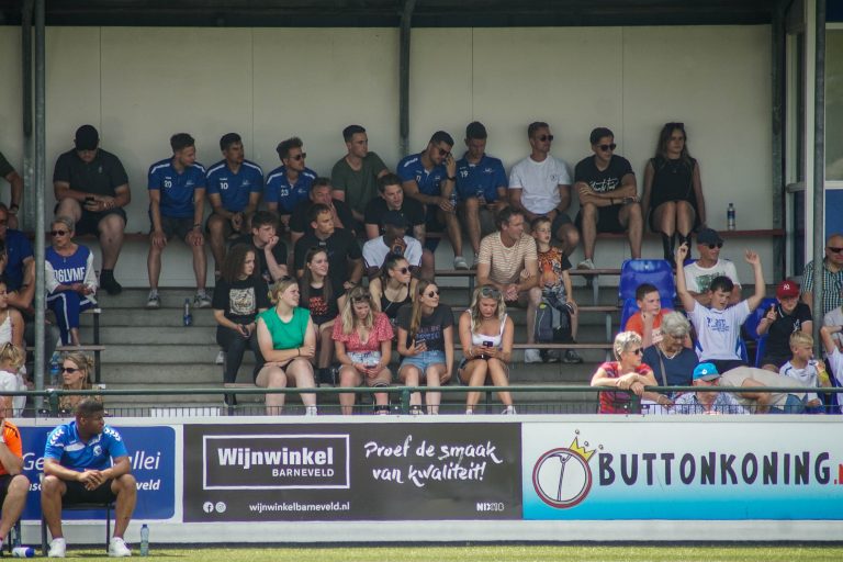 SDV Barneveld plaatst zich op bloedhete middag voor promotiefinale
