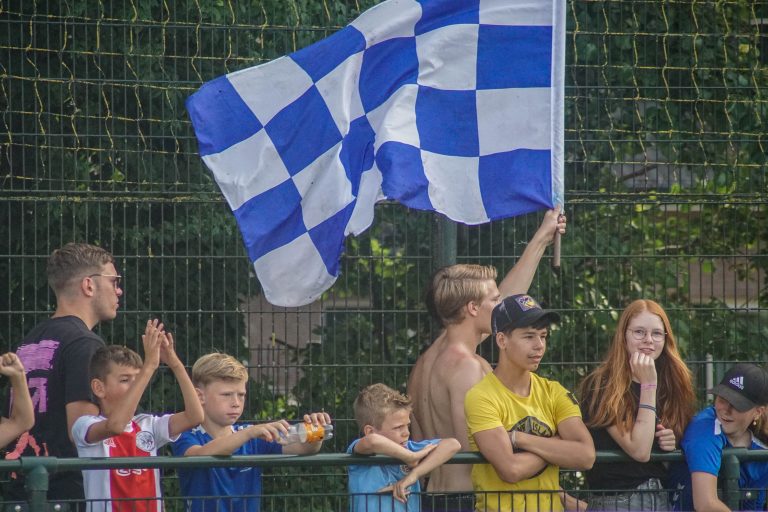SDV Barneveld plaatst zich op bloedhete middag voor promotiefinale