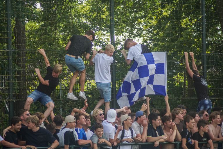 SDV Barneveld plaatst zich op bloedhete middag voor promotiefinale